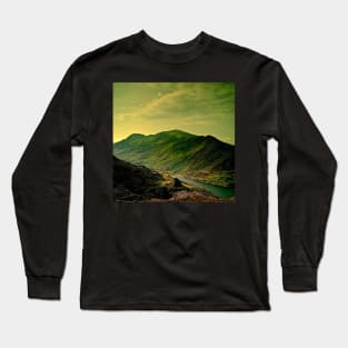 LUSH SUMMER SNOWDON Long Sleeve T-Shirt